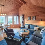Gorgeous Home In Eivindvik With House Sea View Feriehus Eivindvik