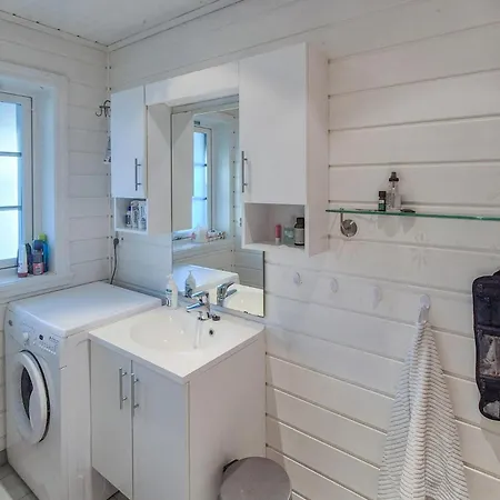 Vakantiehuis Gorgeous In With Wifi Eivindvik